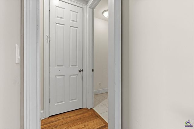 1032 SW Willowood Lane, Atlanta, GA 30331