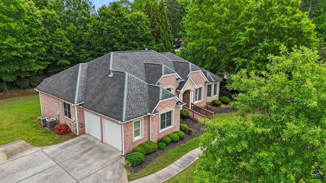 1032 SW Willowood Lane, Atlanta, GA 30331