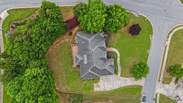 1032 SW Willowood Lane, Atlanta, GA 30331