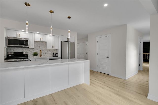 1109 71st Street, Darien, IL 60561