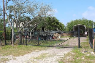 703 N Verne St, Rockport, TX 78382