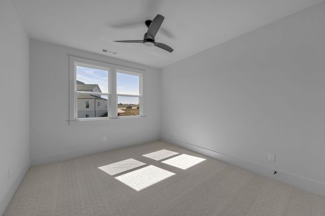 5033 Fairhaven Circle, Thompsons Station, TN 37179