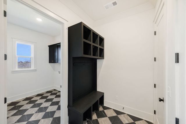 5033 Fairhaven Circle, Thompsons Station, TN 37179