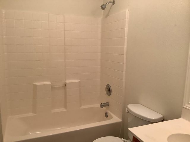 13049 Skyline Drive, Willis, TX 77318