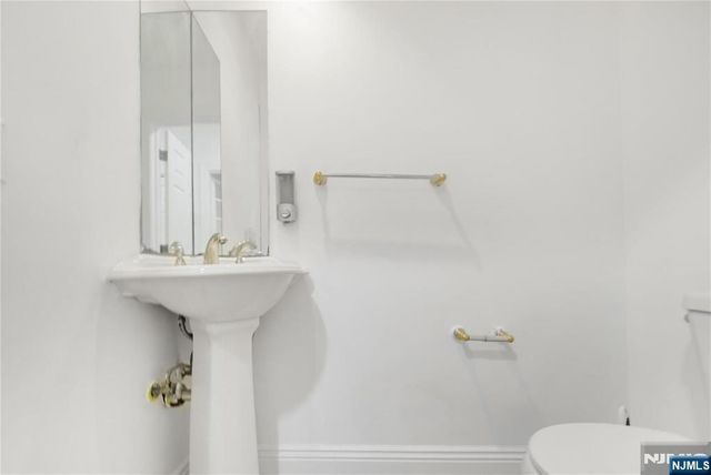 519 Summit Avenue, Fort Lee, NJ 07024