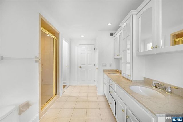 519 Summit Avenue, Fort Lee, NJ 07024