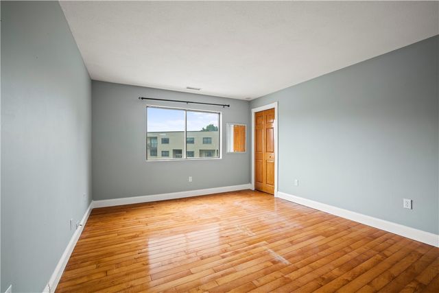 196 Old River Road 5F, Lincoln, RI 02865