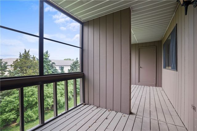 196 Old River Road 5F, Lincoln, RI 02865