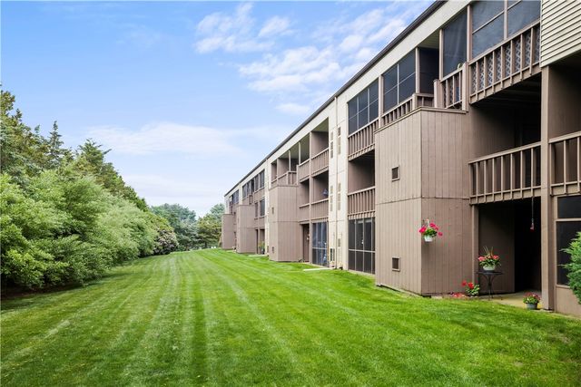 196 Old River Road 5F, Lincoln, RI 02865
