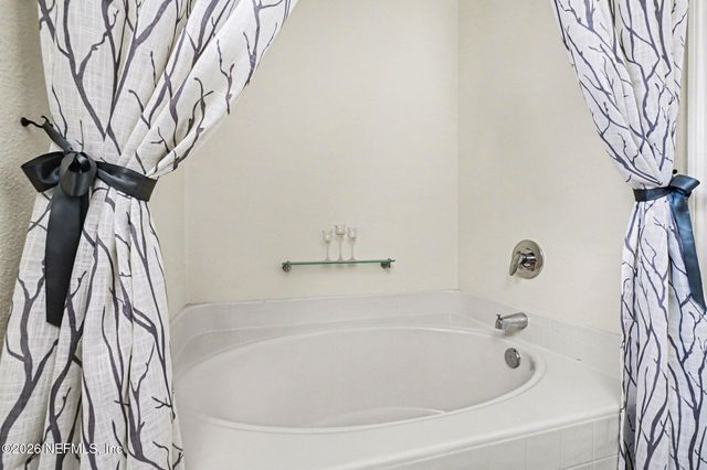 2602 SUNRISE RIDGE Lane, Jacksonville, FL 32211