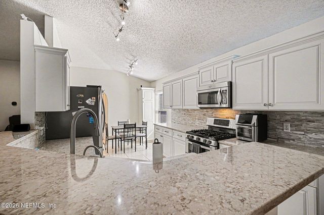 2602 SUNRISE RIDGE Lane, Jacksonville, FL 32211