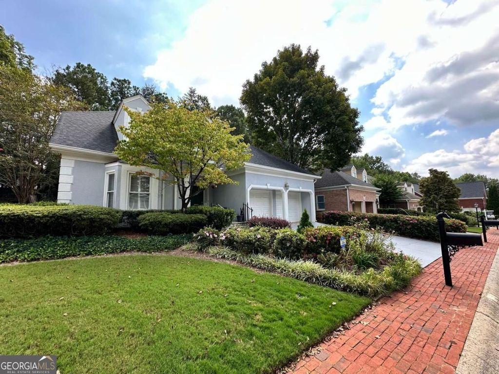 6240 Forest Hills Drive, Peachtree Corners, GA 30092 — exterior