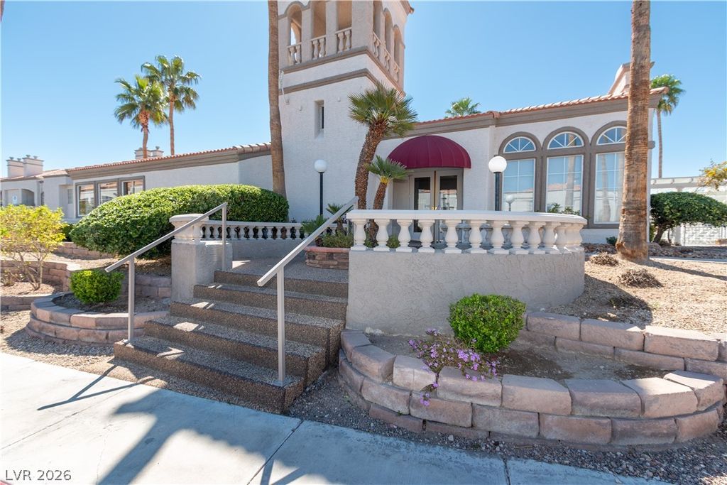 Image 18 of property listing at 3125 North Buffalo Drive 1119, Las Vegas, NV 89128