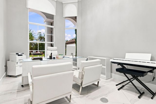 4851 SW 111TH Terrace, Davie, FL 33328