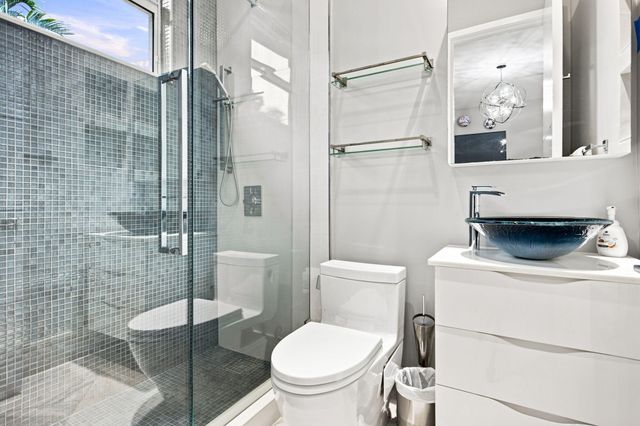 4851 SW 111TH Terrace, Davie, FL 33328