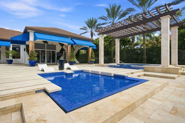 4851 SW 111TH Terrace, Davie, FL 33328