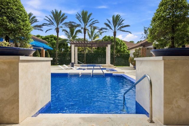4851 SW 111TH Terrace, Davie, FL 33328