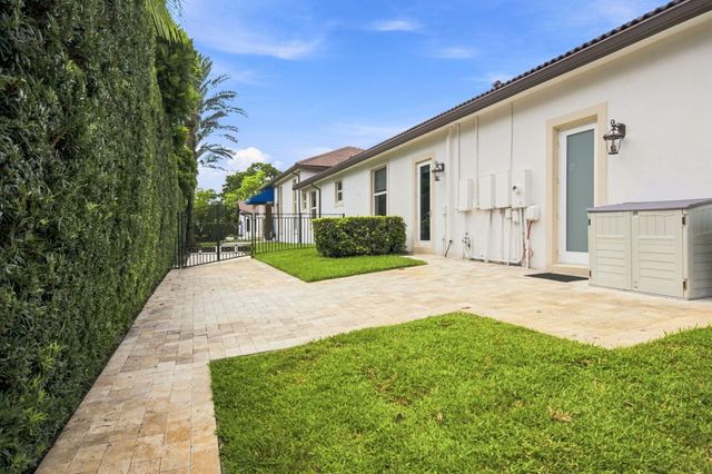 4851 SW 111TH Terrace, Davie, FL 33328