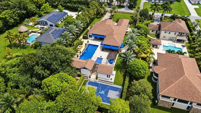 4851 SW 111TH Terrace, Davie, FL 33328