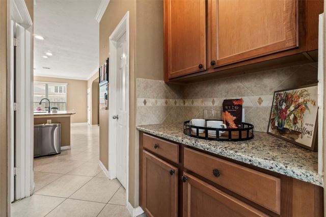 5714 Brookway Willow Drive, Klein, TX 77379