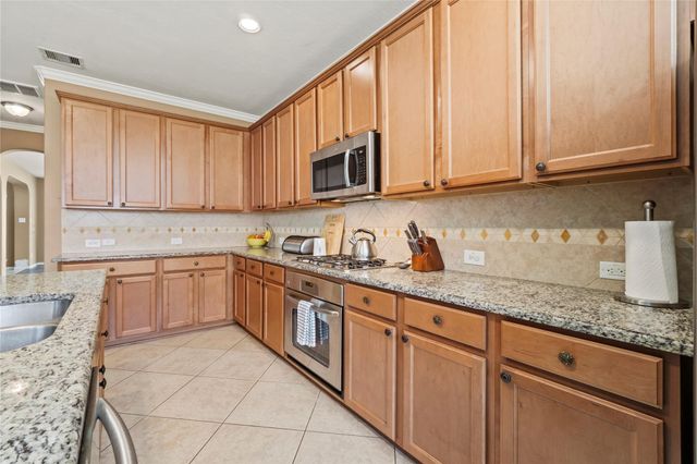 5714 Brookway Willow Drive, Klein, TX 77379