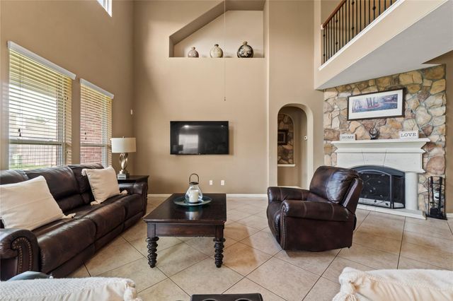5714 Brookway Willow Drive, Klein, TX 77379