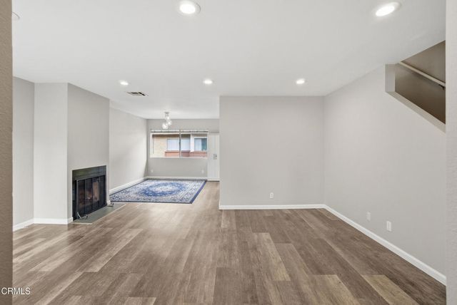 735 County Square Drive 34, Ventura, CA 93003