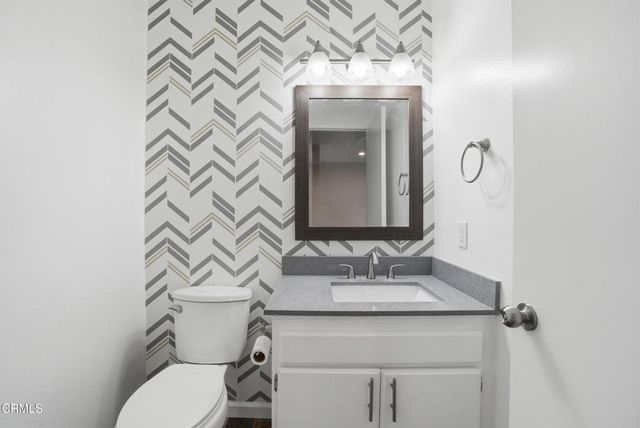 735 County Square Drive 34, Ventura, CA 93003