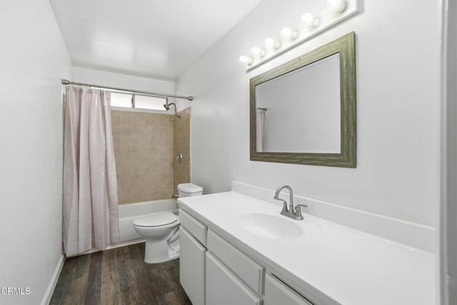 735 County Square Drive 34, Ventura, CA 93003