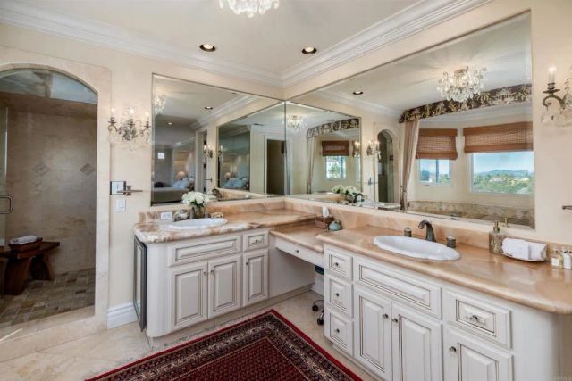 7104 Aviara Drive, Carlsbad, CA 92011