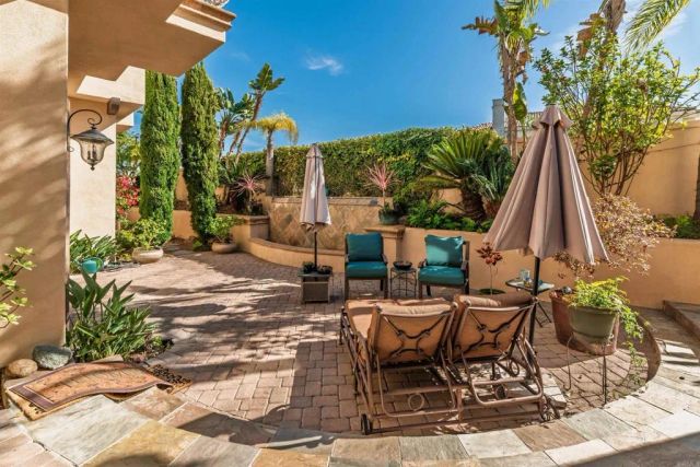 7104 Aviara Drive, Carlsbad, CA 92011