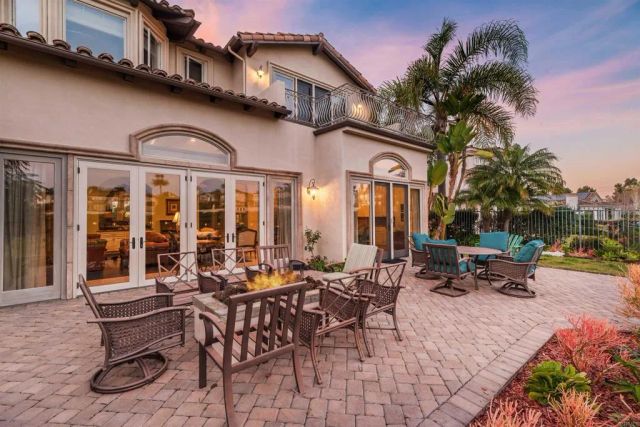 7104 Aviara Drive, Carlsbad, CA 92011