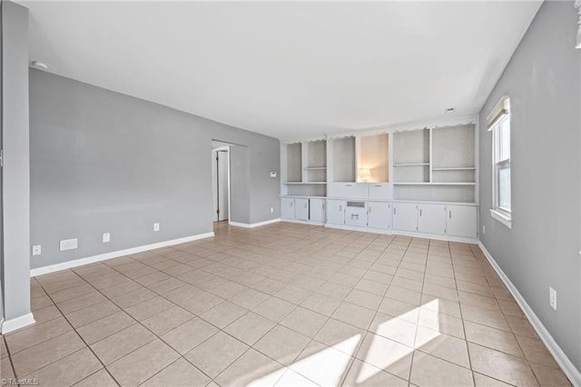 5723 Bramblegate Road, Greensboro, NC 27409