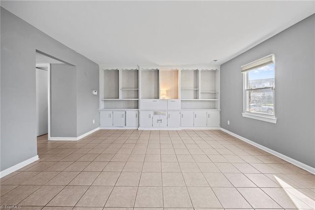 5723 Bramblegate Road, Greensboro, NC 27409