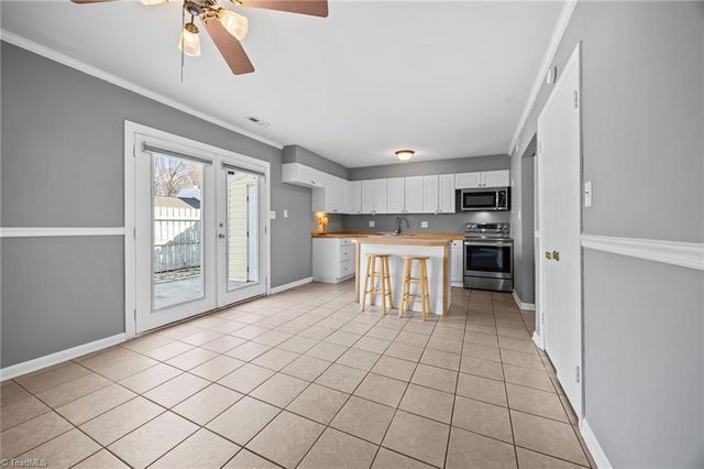 5723 Bramblegate Road, Greensboro, NC 27409