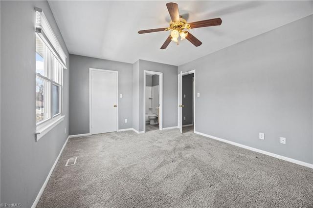 5723 Bramblegate Road, Greensboro, NC 27409