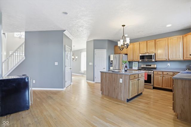 4499 Diamond Ridge, Greenwood, IN 46143