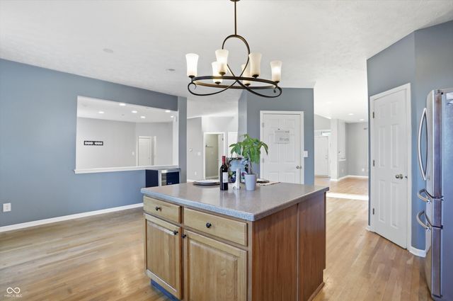 4499 Diamond Ridge, Greenwood, IN 46143