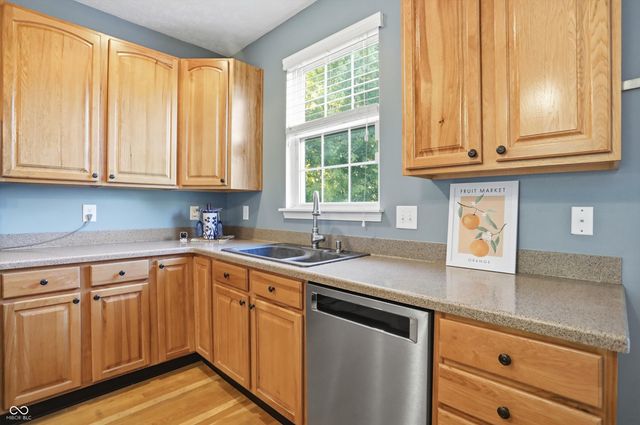 4499 Diamond Ridge, Greenwood, IN 46143