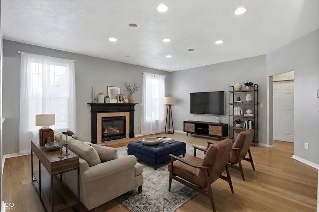 4499 Diamond Ridge, Greenwood, IN 46143
