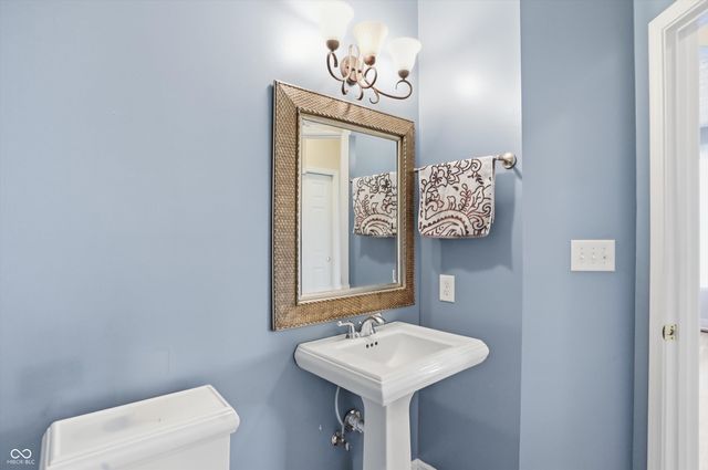 4499 Diamond Ridge, Greenwood, IN 46143