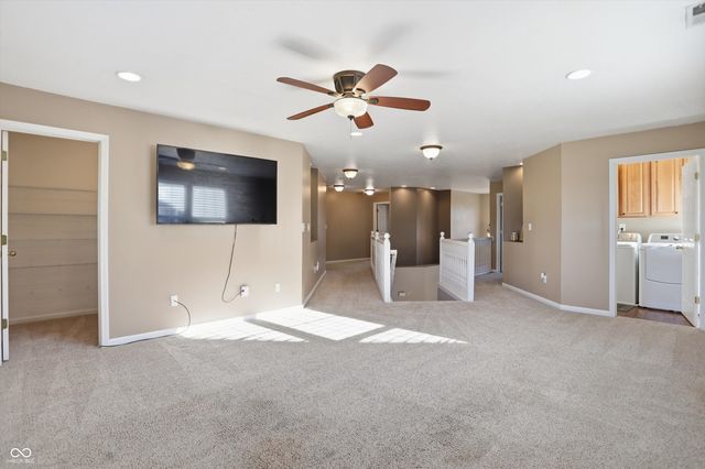 4499 Diamond Ridge, Greenwood, IN 46143