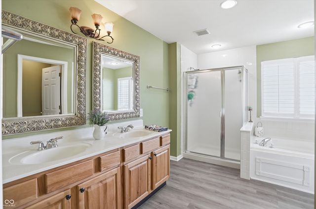 4499 Diamond Ridge, Greenwood, IN 46143