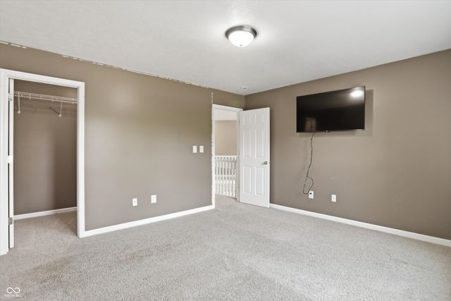 4499 Diamond Ridge, Greenwood, IN 46143