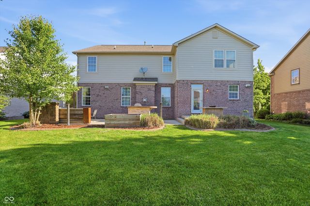 4499 Diamond Ridge, Greenwood, IN 46143