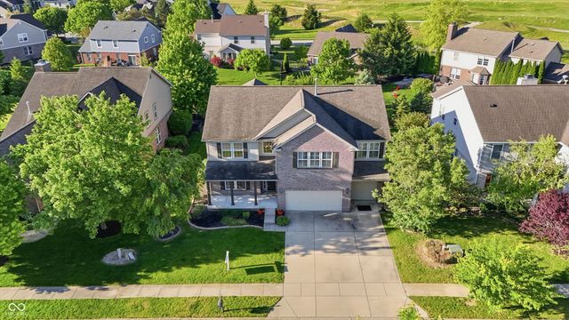 4499 Diamond Ridge, Greenwood, IN 46143
