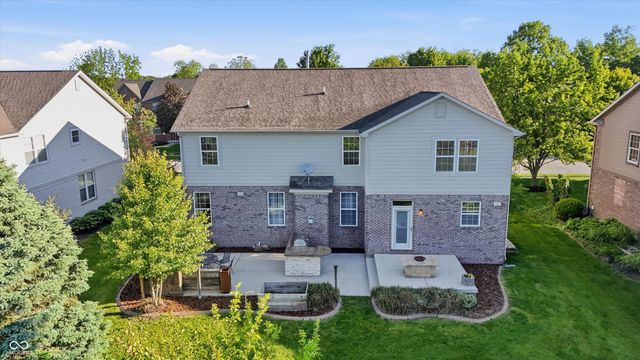 4499 Diamond Ridge, Greenwood, IN 46143
