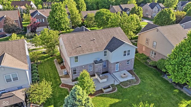 4499 Diamond Ridge, Greenwood, IN 46143