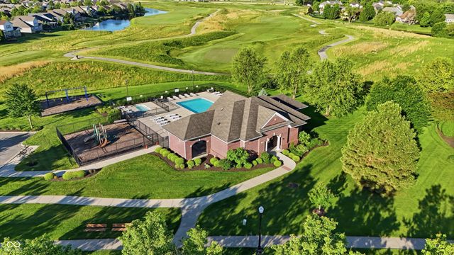 4499 Diamond Ridge, Greenwood, IN 46143