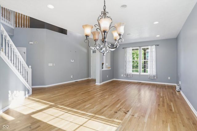 4499 Diamond Ridge, Greenwood, IN 46143